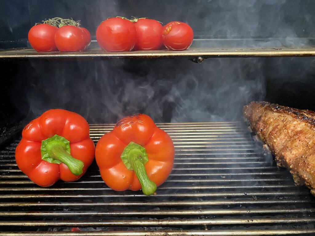 Barbecue à double niveau avec DTB grill